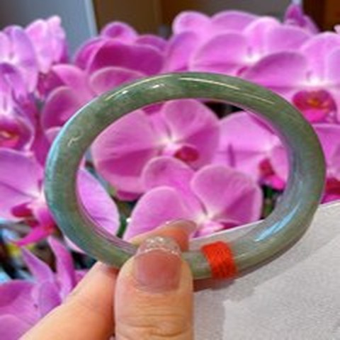 Natural Jadeite Bangle | 55.6mm | Width 11.9mm | #C556119000293