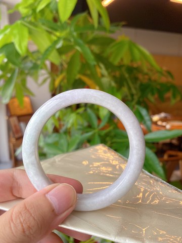 Natural Jadeite Bangle | 58.4mm | Width 12.3mm | #C584123000031