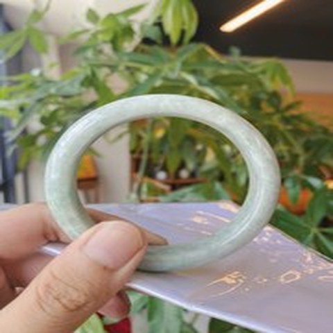 Natural Jadeite Bangle | 58.4mm | Width 15.3mm | #C584153000250