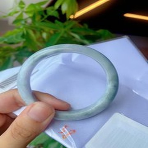 Natural Jadeite Bangle | 58.5mm | Width 12.2mm | #C585122000069