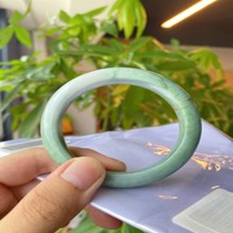 Natural Jadeite Bangle | 58.5mm | Width 14.4mm | #C585144000142