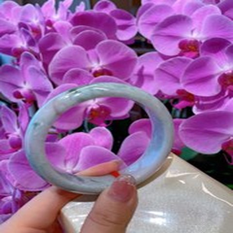 Natural Jadeite Bangle | 58.5mm | Width 15.6mm | #L585156000052