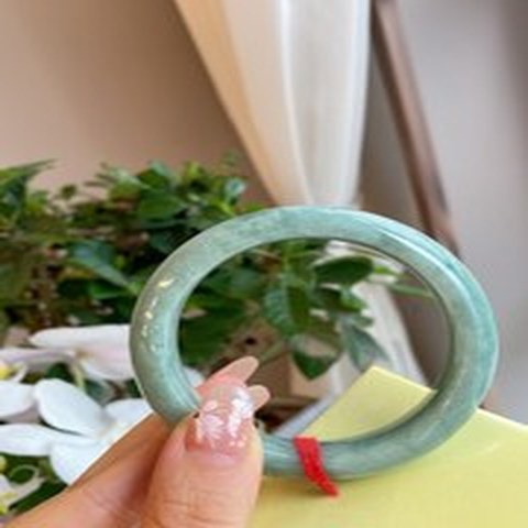 Natural Jadeite Bangle | 55.1mm | Width 14.1mm | #V551141000119