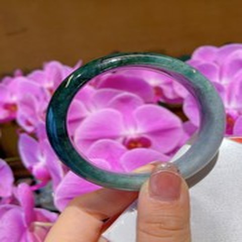 Natural Jadeite Bangle | 55.9mm | Width 14mm | #V559140000225