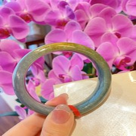 Natural Jadeite Bangle | 56.5mm | Width 14.1mm | #V565141000276