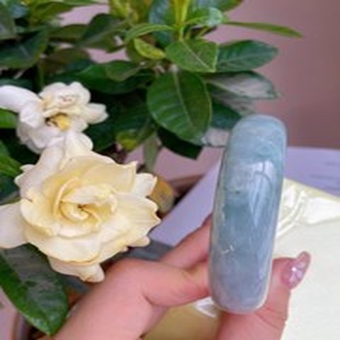 Natural Jadeite Bangle | 56.9mm | Width 14.2mm | #V569142000548