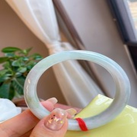Natural Jadeite Bangle | 57.1mm | Width 13.1mm | #V571131000459