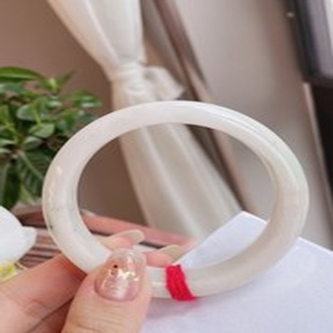 Natural Jadeite Bangle | 57.5mm | Width 14.6mm | #V575146000109