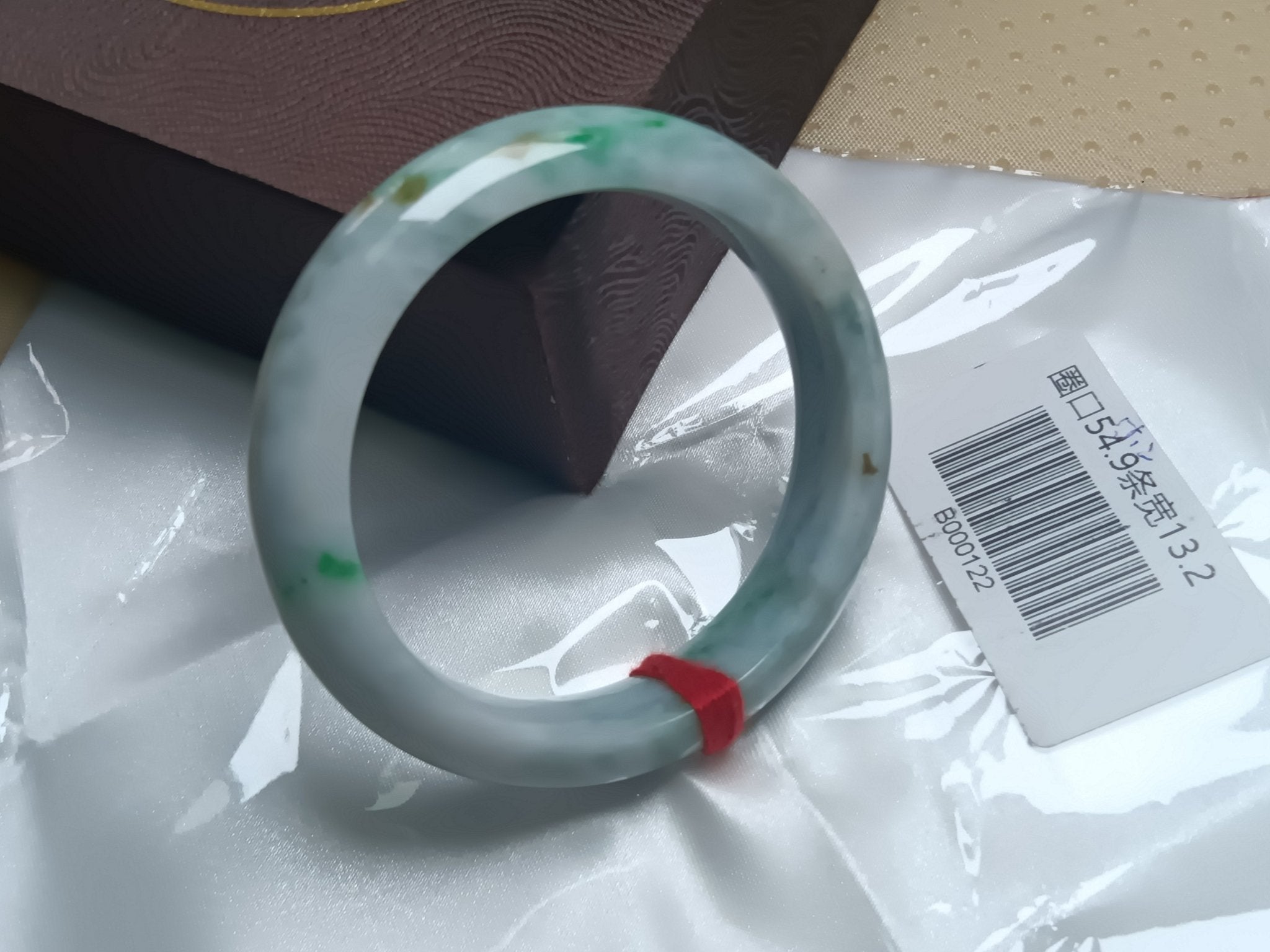 Bluesh Green with Flowing Flower Burmese JGIA Certified Jadeite Bangle (Size:54 - 55mm) - Jadeite Ding
