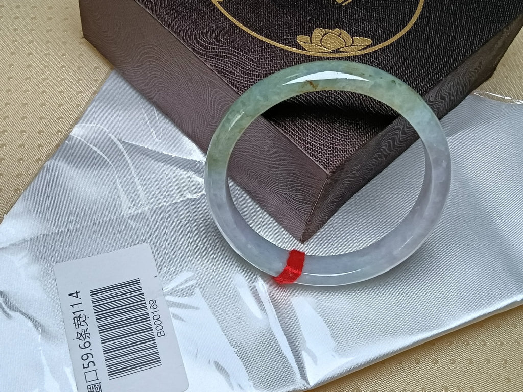 Half Water/Half Mountian Withe mixed Green Nature Type - A Jadeite Bangles (Size:59 - 60mm)B169 - Jadeite Ding