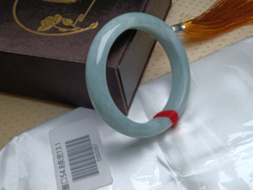 Watery Light Green Nature Tyle - A Jadeite Bangles (Size:54 - 55mm) D057 - Jadeite Ding